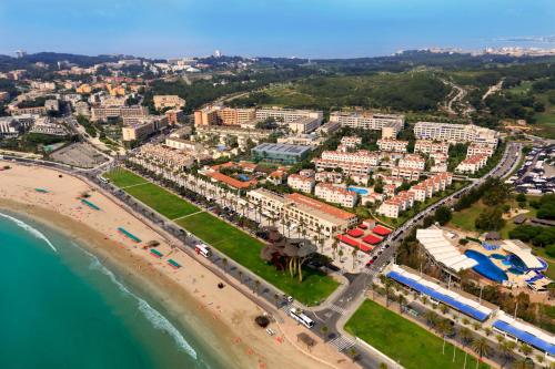 Imagen general del Hotel Oassium at Estival Park. Foto 17