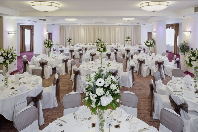 Imagen de los interiores del Hotel Oatlands Park. Foto 14