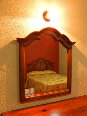 Imagen de la habitación del Hotel Oaxaca Dorado. Foto 9