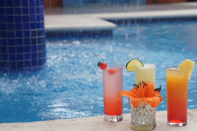 Imagen de la piscina del Hotel Oaxaca Dorado. Foto 14