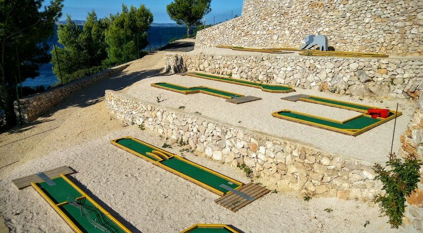 Imagen general del Hotel Oaza Mira Camping. Foto 16