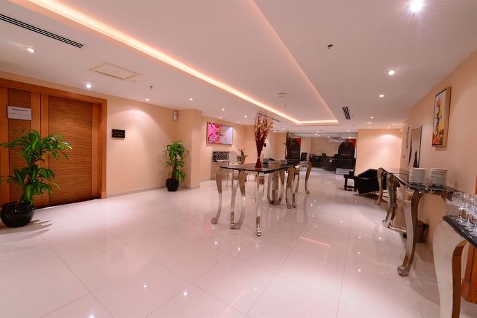 Imagen de los interiores del Hotel Obaer. Foto 14