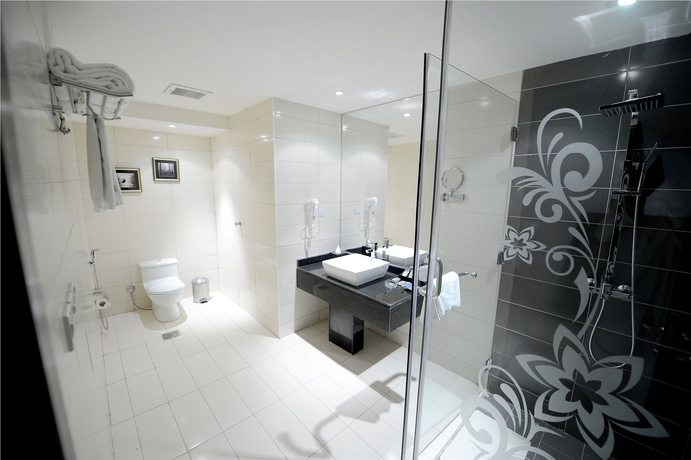 Imagen de la habitación del Hotel Obaer. Foto 8