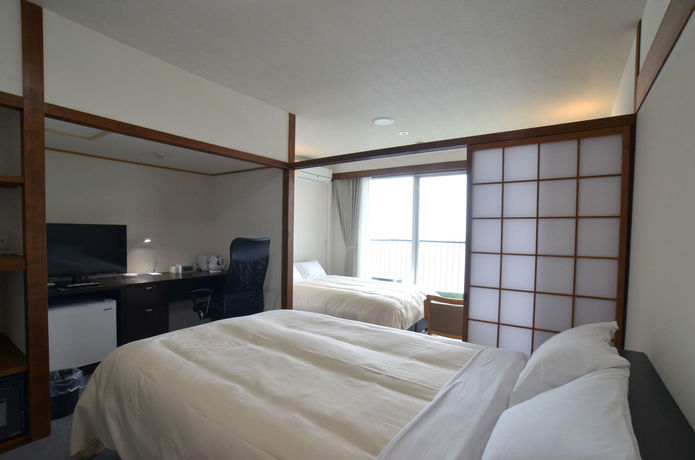 Imagen de la habitación del Hotel Obama-onsen Hamakan. Foto 4