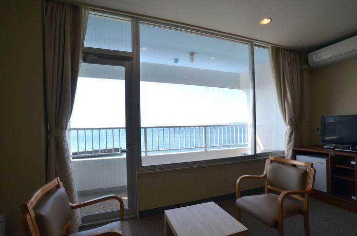 Imagen de la habitación del Hotel Obama-onsen Hamakan. Foto 7