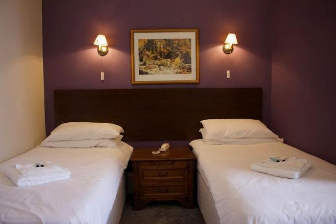 Imagen de la habitación del Hotel Oban. Foto 15