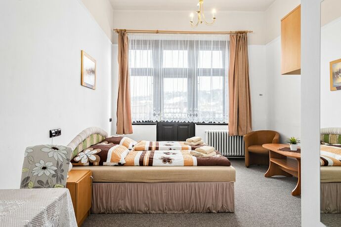 Imagen general del Hotel Obecn&iacute; Dům. Foto 4