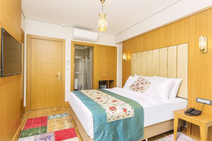 Imagen de la habitación del Hotel Obelisk and Suites. Foto 15