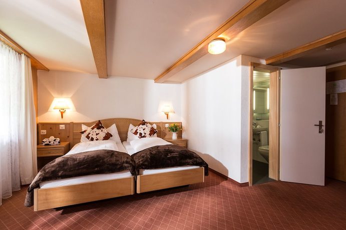 Imagen de la habitación del Hotel Oberland. Foto 15