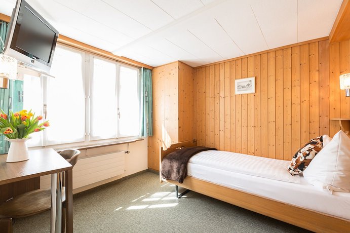 Imagen de la habitación del Hotel Oberland, Lauterbrunnen. Foto 7