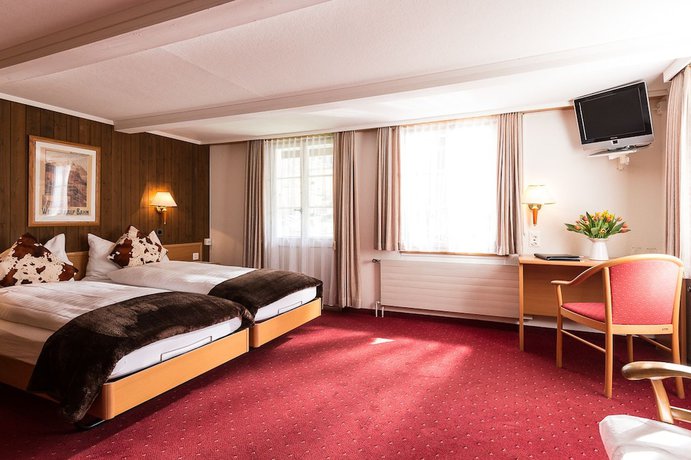 Imagen de la habitación del Hotel Oberland, Lauterbrunnen. Foto 19