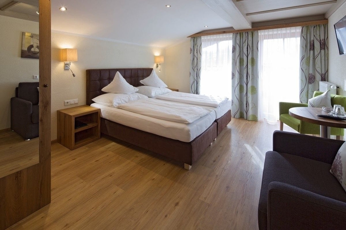 Imagen de la habitación del Hotel Obermair. Foto 8