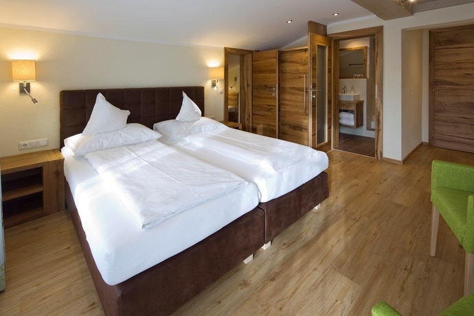Imagen de la habitación del Hotel Obermair. Foto 10