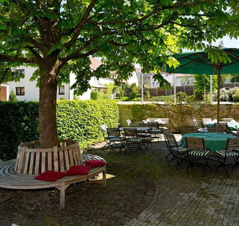 Imagen de los interiores del Hotel Oberschwaebischer Hof. Foto 14