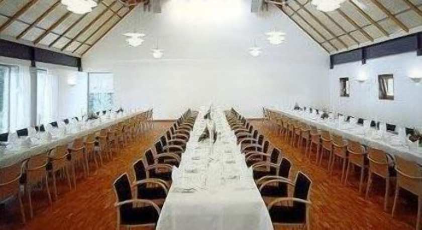 Imagen de los interiores del Hotel Oberschwaebischer Hof. Foto 16