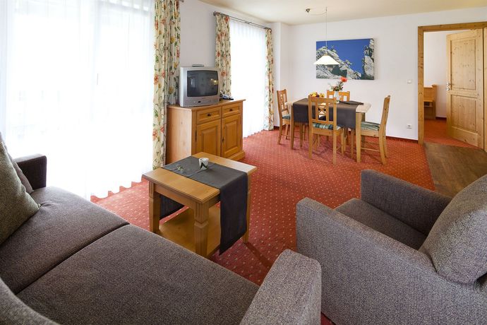 Imagen de los interiores del Hotel Oberstdorfer Ferienwelt. Foto 15
