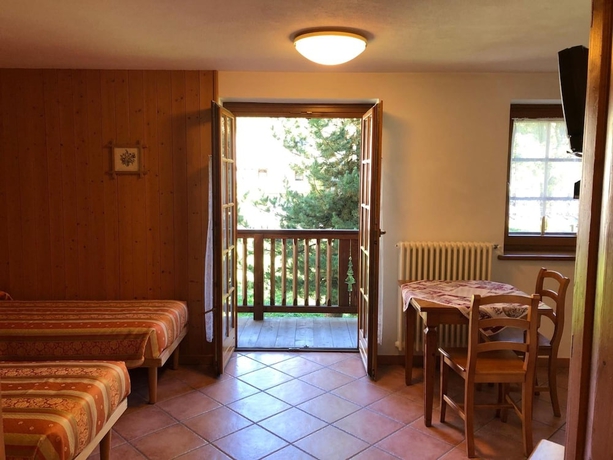 Imagen de la habitación del Hotel Oberteil. Foto 15