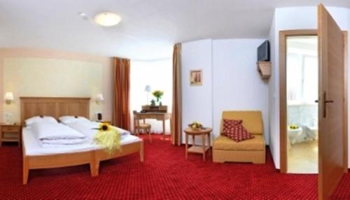 Imagen de la habitación del Hotel Oberwirt, Tschiffnon - Gioviniano. Foto 7