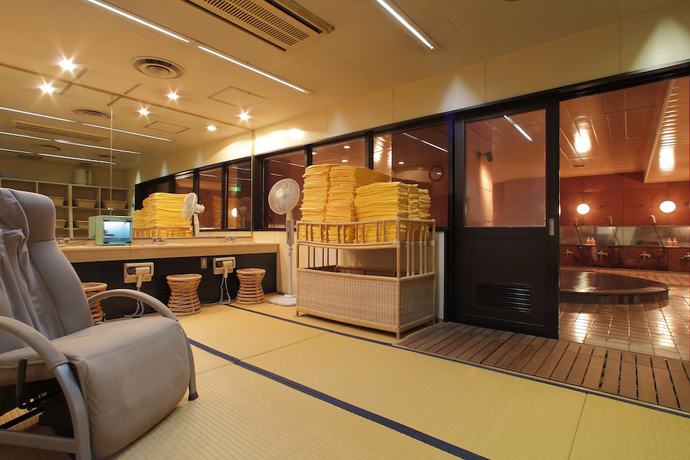 Imagen de los interiores del Hotel Obihiro Tennen Onsen Fukui. Foto 18