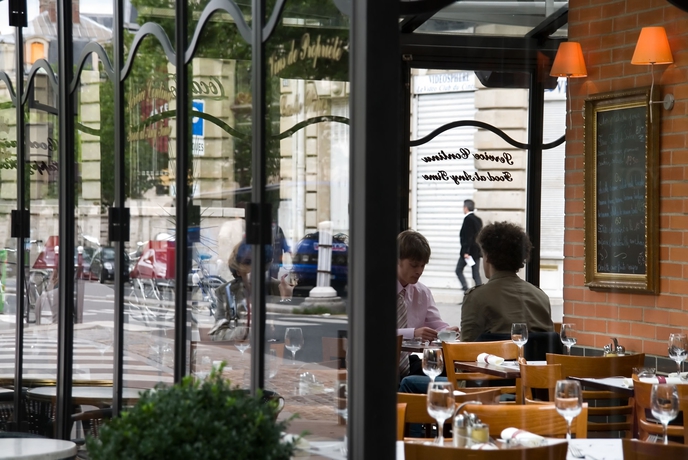 Imagen del bar/restaurante del Hotel Observatoire Luxembourg. Foto 7