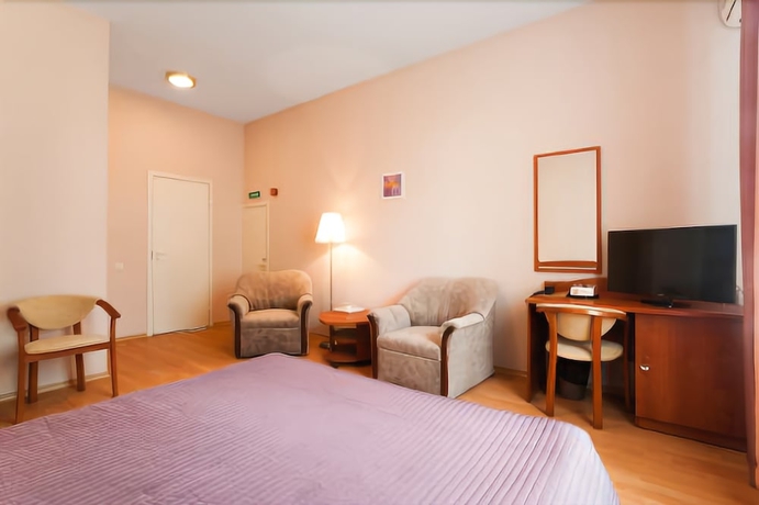 Imagen de la habitación del Hotel Obuhoff. Foto 11