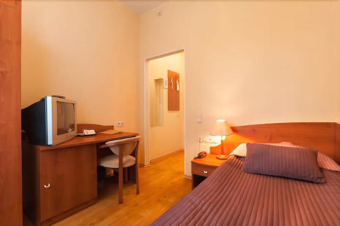 Imagen de la habitación del Hotel Obuhoff. Foto 13