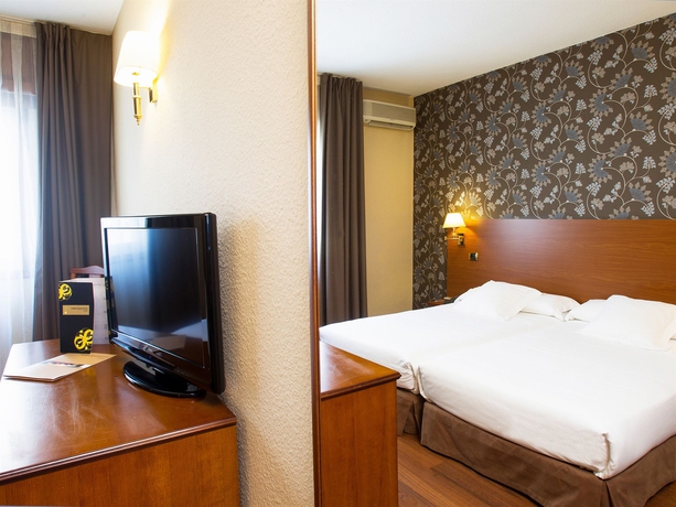 Imagen de la habitación del Hotel Oca Ipanema. Foto 12