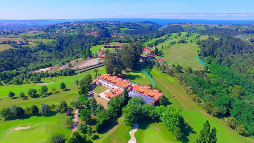 Imagen general del Hotel Oca Palacio De La Llorea and Spa. Foto 20