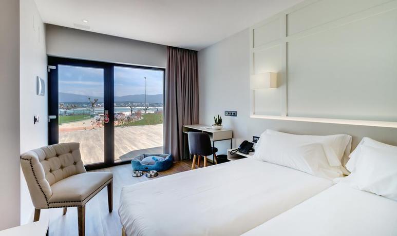 Imagen de la habitación del Hotel Oca Playa De Foz and Spa. Foto 6