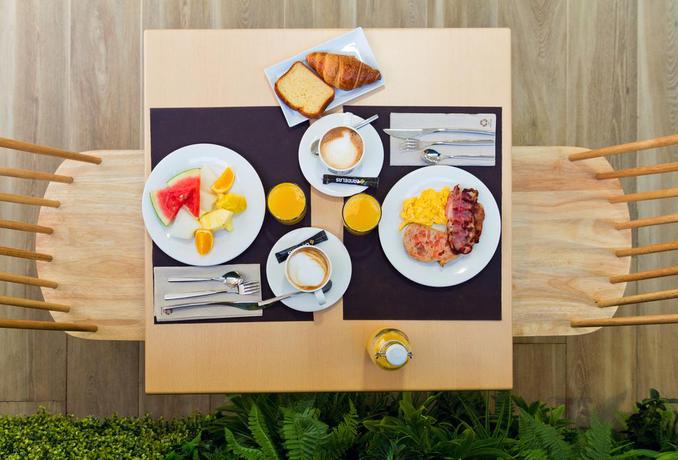 Imagen del bar/restaurante del Hotel Oca Playa De Foz and Spa. Foto 3