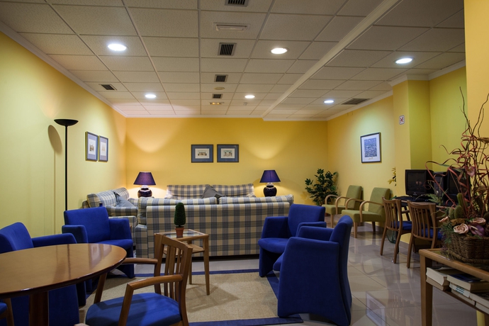 Imagen de los interiores del Hotel Oca Vermar. Foto 12