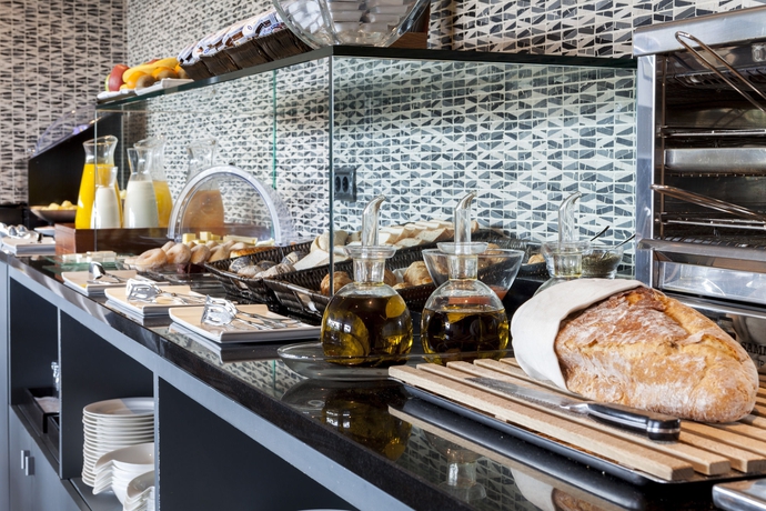 Imagen del bar/restaurante del Hotel Oca Vila de Allariz. Foto 5