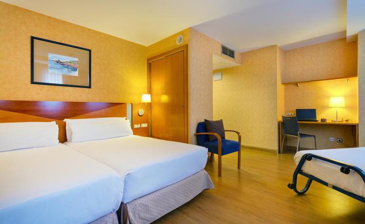 Imagen de la habitación del Hotel Oca Villa De Avilés. Foto 6