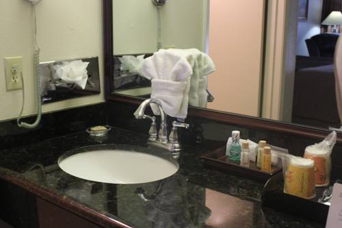 Imagen de la habitación del Hotel O'cairns Inn and Suites. Foto 11