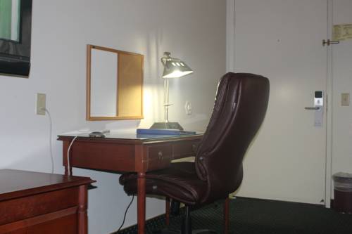 Imagen de la habitación del Hotel O'cairns Inn and Suites. Foto 13