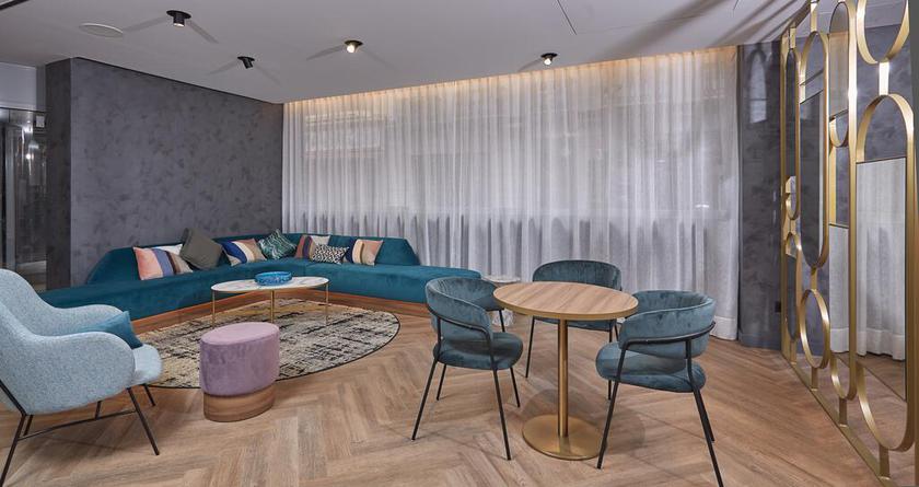 Imagen de los interiores del Hotel Occidental Alicante. Foto 16