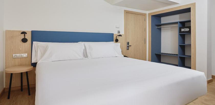 Imagen de la habitación del Hotel Occidental Alicante. Foto 7