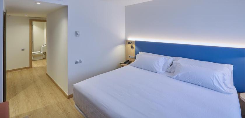 Imagen de la habitación del Hotel Occidental Alicante. Foto 9