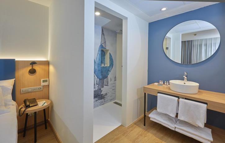 Imagen de la habitación del Hotel Occidental Alicante. Foto 12