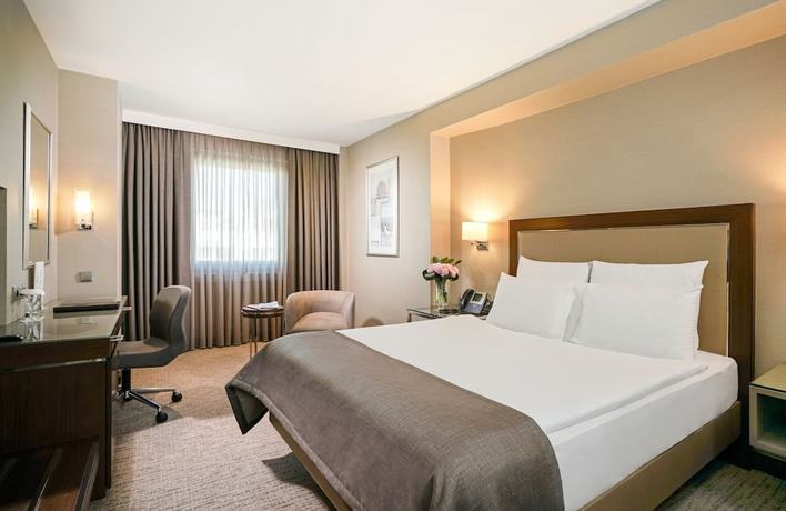 Imagen de la habitación del Hotel Occidental Ankara. Foto 11