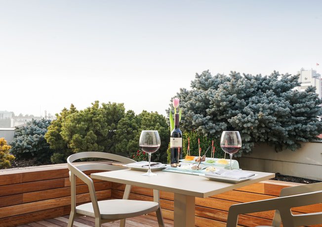 Imagen de la habitación del Hotel Occidental Ankara. Foto 17