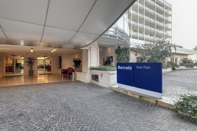 Imagen general del Hotel Occidental Aran Park. Foto 3