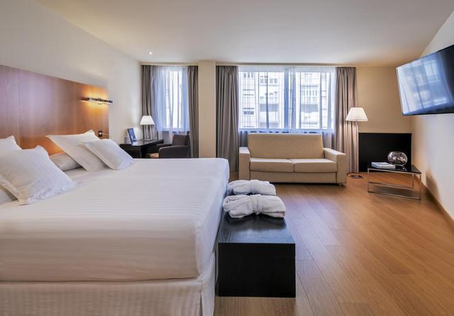 Imagen de la habitación del Hotel Occidental Cádiz. Foto 13