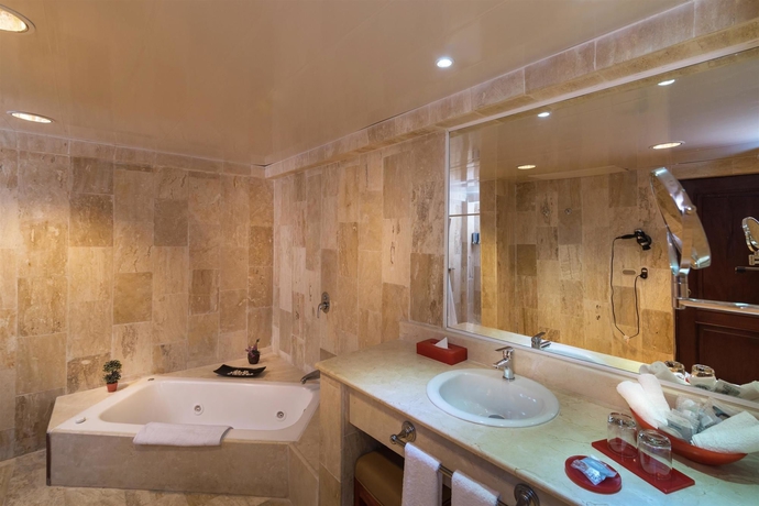 Imagen de la habitación del Hotel Occidental Caribe - All Inclusive. Foto 8