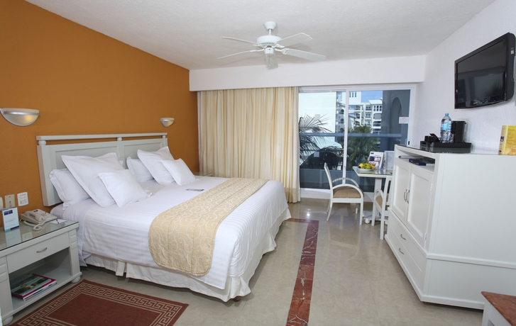 Imagen de la habitación del Hotel Occidental Costa Cancún All Inclusive. Foto 8