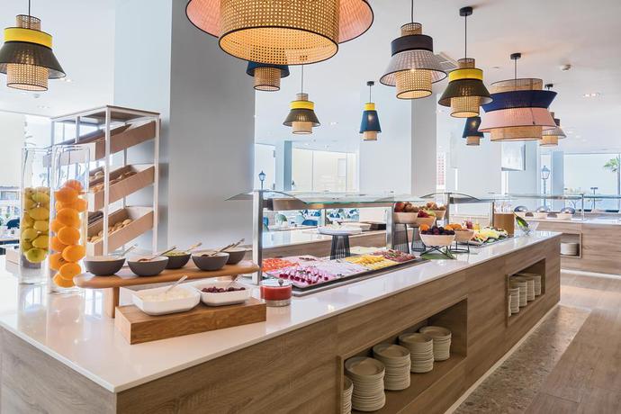 Imagen del bar/restaurante del Hotel Occidental Fuengirola. Foto 2