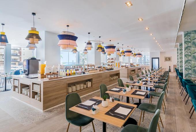 Imagen del bar/restaurante del Hotel Occidental Fuengirola. Foto 3