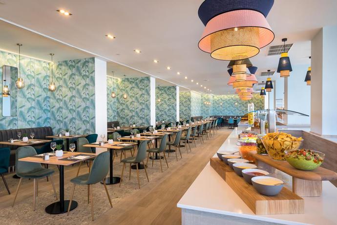 Imagen del bar/restaurante del Hotel Occidental Fuengirola. Foto 8