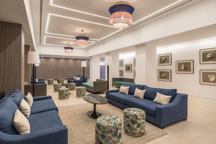 Imagen de los interiores del Hotel Occidental Fuengirola. Foto 25