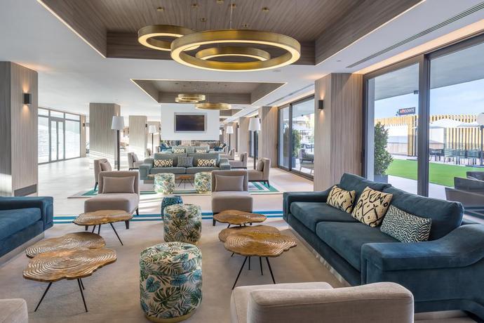 Imagen de los interiores del Hotel Occidental Fuengirola. Foto 26